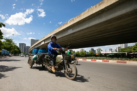 Nắng nóng vẫn còn thiêu đốt Bắc và Trung bộ