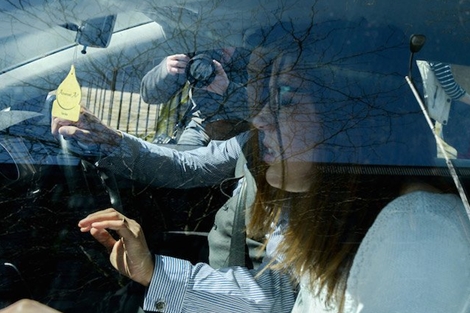 Bỏ tù nhiều nữ giáo viên vì quan hệ tình dục với học sinh vị thành niên