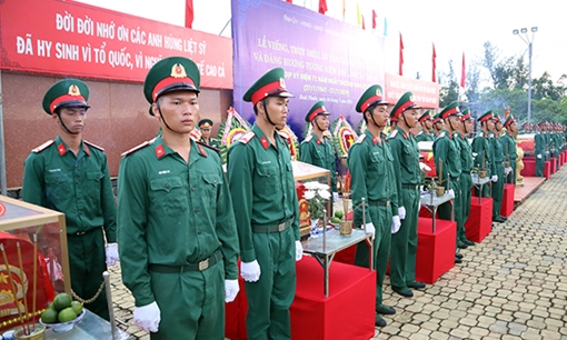 An táng 23 hài cốt liệt sĩ Việt Nam hy sinh trên chiến trường Campuchia