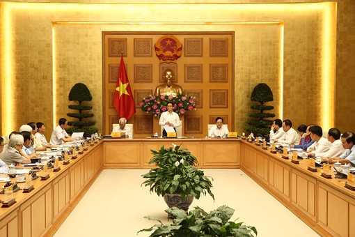 Quán triệt lại tinh thần 'dạy người' trong trường học