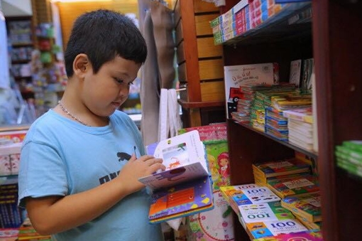 Khoa học, công tâm, khách quan trong lựa chọn sách giáo khoa