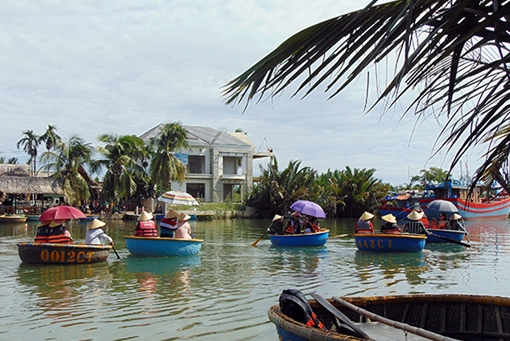 Điểm sáng du lịch cộng đồng Cẩm Thanh