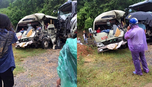 Xe ben va chạm xe khách, 6 người bị thương