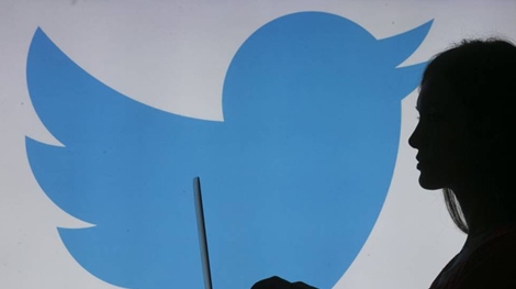 Số điện thoại người dùng bị Twitter dùng cho quảng cáo
