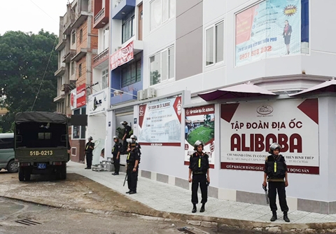 Ôi, những mảnh đất, những ngôi nhà... trên giấy