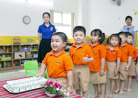 Hành trình 13 năm sữa học đường và những trái ngọt