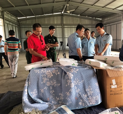 Nguy cơ cho hàng Việt từ hàng giả mạo "Made in Vietnam"