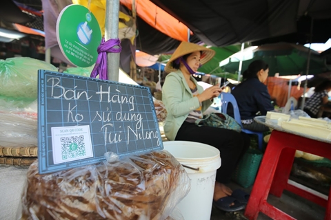 Về Bắc Ninh, ghé khu chợ quyết nói không với túi nilon