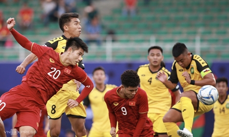 U22 Việt Nam 6-0 U22 Brunei: Đức Chinh đã tỏa sáng