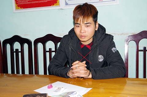 Bắt quả tang đối tượng tàng trữ trái phép chất ma túy