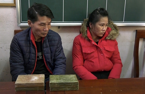 Bắt hai vụ ma túy, thu 5 bánh heroin và 950 viên hồng phiến