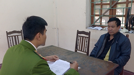 Quản lý quán cà phê có 2 tiền án, 3 tiền sự "tổ chức" mua bán dâm