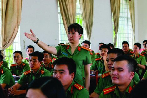 Gần 60 mùa xuân của những người thầy, chiến sỹ