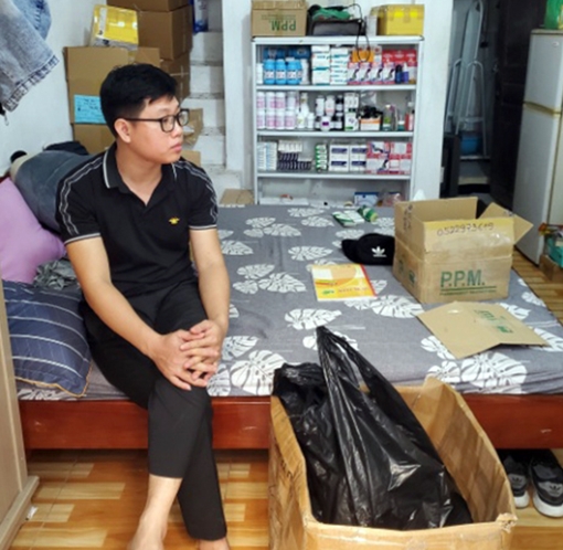 Cặp nhân tình mua tân dược giả trên mạng dán tem bán như thuốc thật