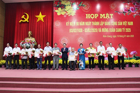 Sôi nổi các hoạt động kỷ niệm 90 năm Ngày thành lập Đảng Cộng sản Việt Nam