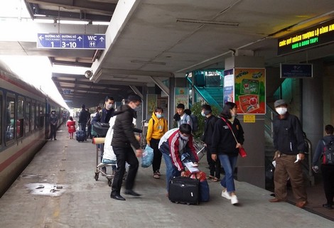 Ngành vận tải "khốn đốn" vì virus Corona