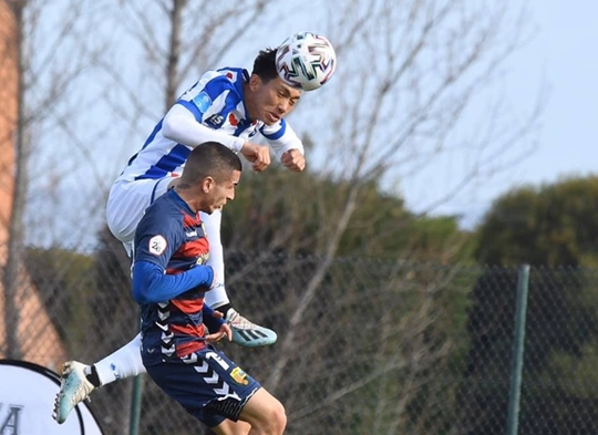 Văn Hậu đã đến lúc trở lại V.League?