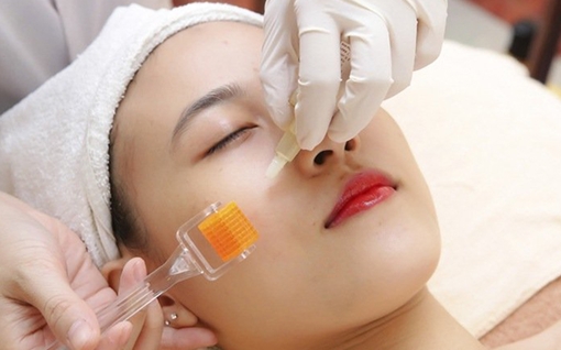 Làm đẹp “lăn kim” xong phải nhập viện gấp