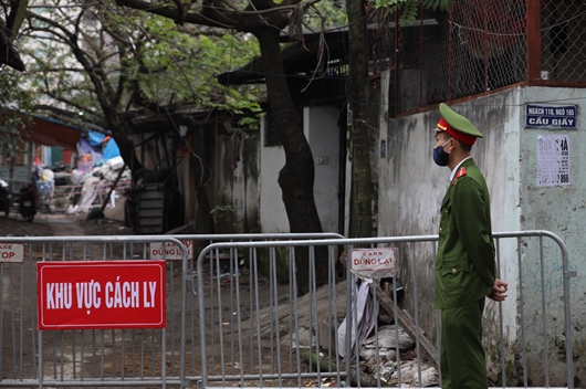Hà Nội cách ly khu dân cư có bệnh nhân nhiễm COVID-19 