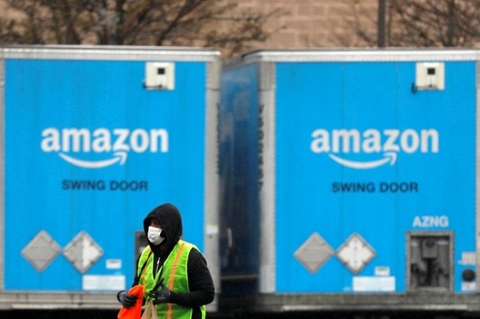 Trục lợi dịch COVID-19, hàng nghìn tài khoản bị Amazon "đóng băng"