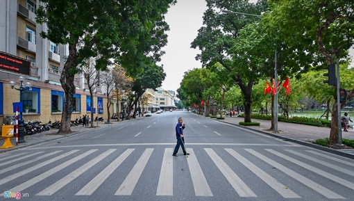 Chỉ ngồi yên đã là yêu nước