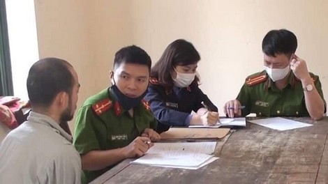 Triệt phá hai đường dây cho vay lãi nặng và tổ chức đánh bạc qua mạng xã hội