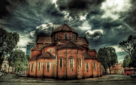 Nam Bộ mưa giông cả ngày, Bắc Bộ nắng đẹp