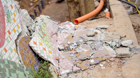 Nuối tiếc 600m con đường gốm sứ dài nhất thế giới bị phá bỏ