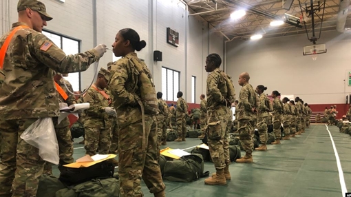 Hàng ngàn binh sĩ Mỹ muốn rời bỏ quân ngũ vì sợ… COVID-19