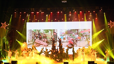 Khai mạc Hội diễn Nghệ thuật quần chúng CAND khu vực V 