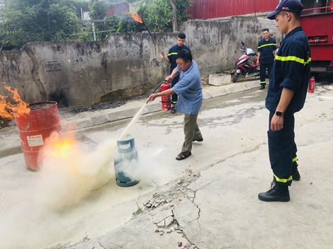“Tuyến phố an toàn về phòng cháy, chữa cháy” đầu tiên của Bắc Hà