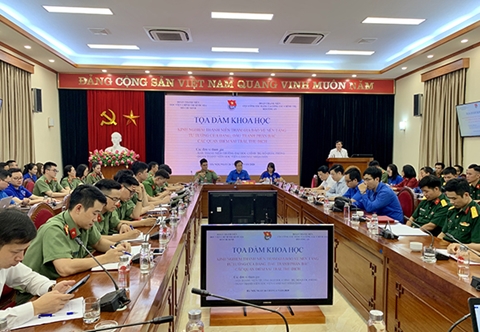 Thanh niên xung kích tham gia bảo vệ nền tảng tư tưởng của Đảng