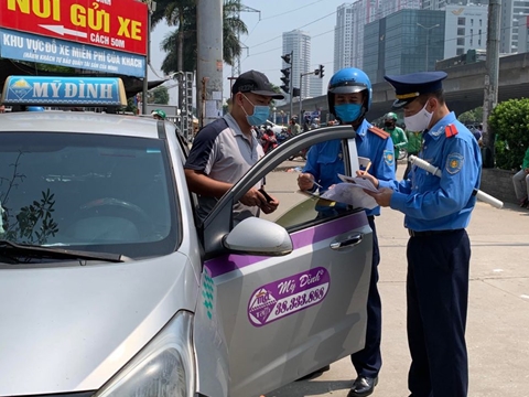 Hơn 8.500 vi phạm ATGT, trật tự đô thị ở Thủ đô được xử lý