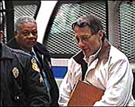 Kẻ giết người trong tấm áo luật sư