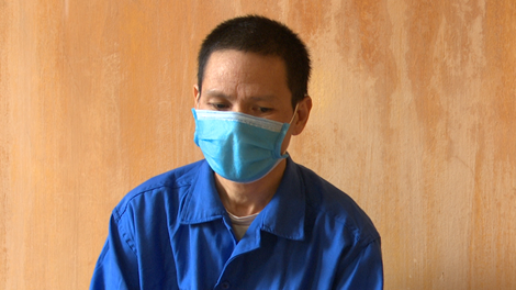 Quản lý đền nhận tiền chạy cho người sang Anh lao động