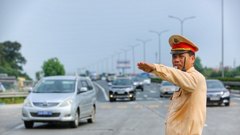 Bắc và Trung Bộ ngày oi nóng, chiều tối khả năng trở mưa
