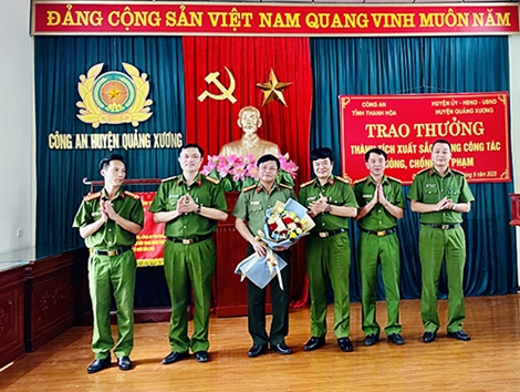 Thưởng nóng Công an huyện Quảng Xương 40 triệu đồng