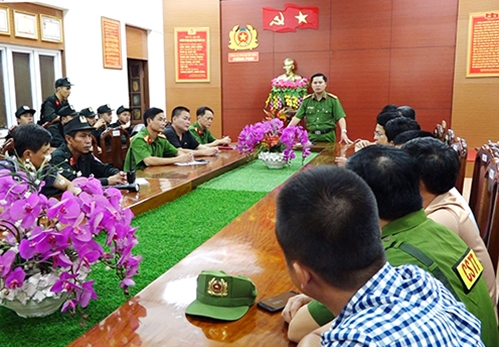 Hai tháng đánh bạc hơn 1.000 tỷ đồng 