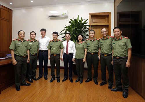 Bí thư Tỉnh uỷ Yên Bái làm việc với Đoàn công tác Báo CAND