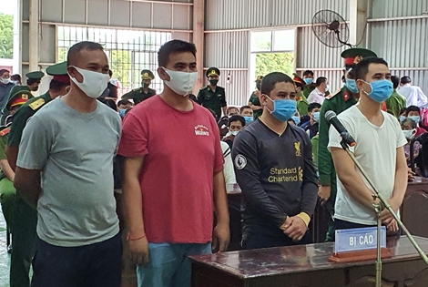 7 năm tù cho 4 đối tượng chống người thi hành công vụ