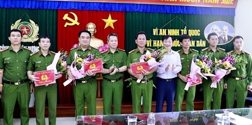 Biểu dương các đơn vị điều tra phá vụ cắt dây điện chiếu sáng sân bay Cát Bi