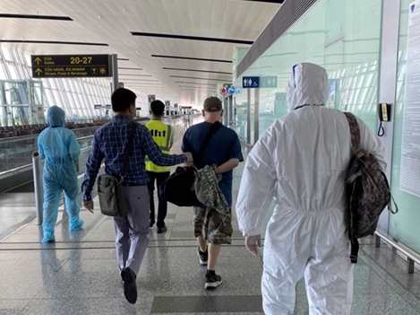 Bàn giao hai đối tượng đặc biệt nguy hiểm cho Cảnh sát Hoa Kỳ