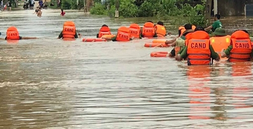 Mưa lớn từ Nghệ An đến Quảng Ngãi, cảnh báo lũ quét