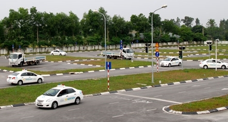 Đào tạo, sát hạch lái xe ôtô ở Tây Ninh và Gia Lai: Đụng đâu sai đó