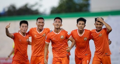 Đằng sau màn chơi lớn của tân binh Bình Định