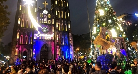 Miền Bắc đón Giáng sinh trong mưa rét, miền Nam mát mẻ