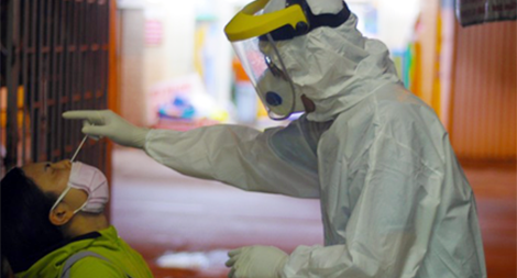 Hai mẹ con nghi nhiễm COVID-19 từ nhân viên sân bay Tân Sơn Nhất