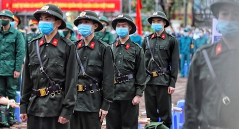 Tân binh Hà Nội lên đường nhập ngũ
