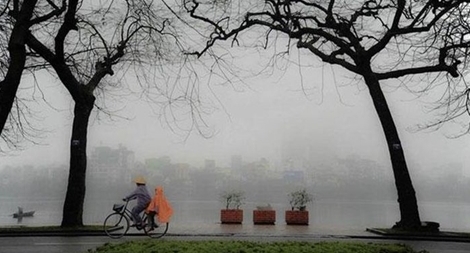 Hà Nội mưa phùn kèm sương mù, trời rét 