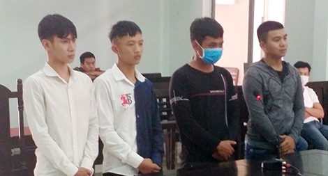 Vào tù vì rủ nhau đi “xử” anh rể bạn gái